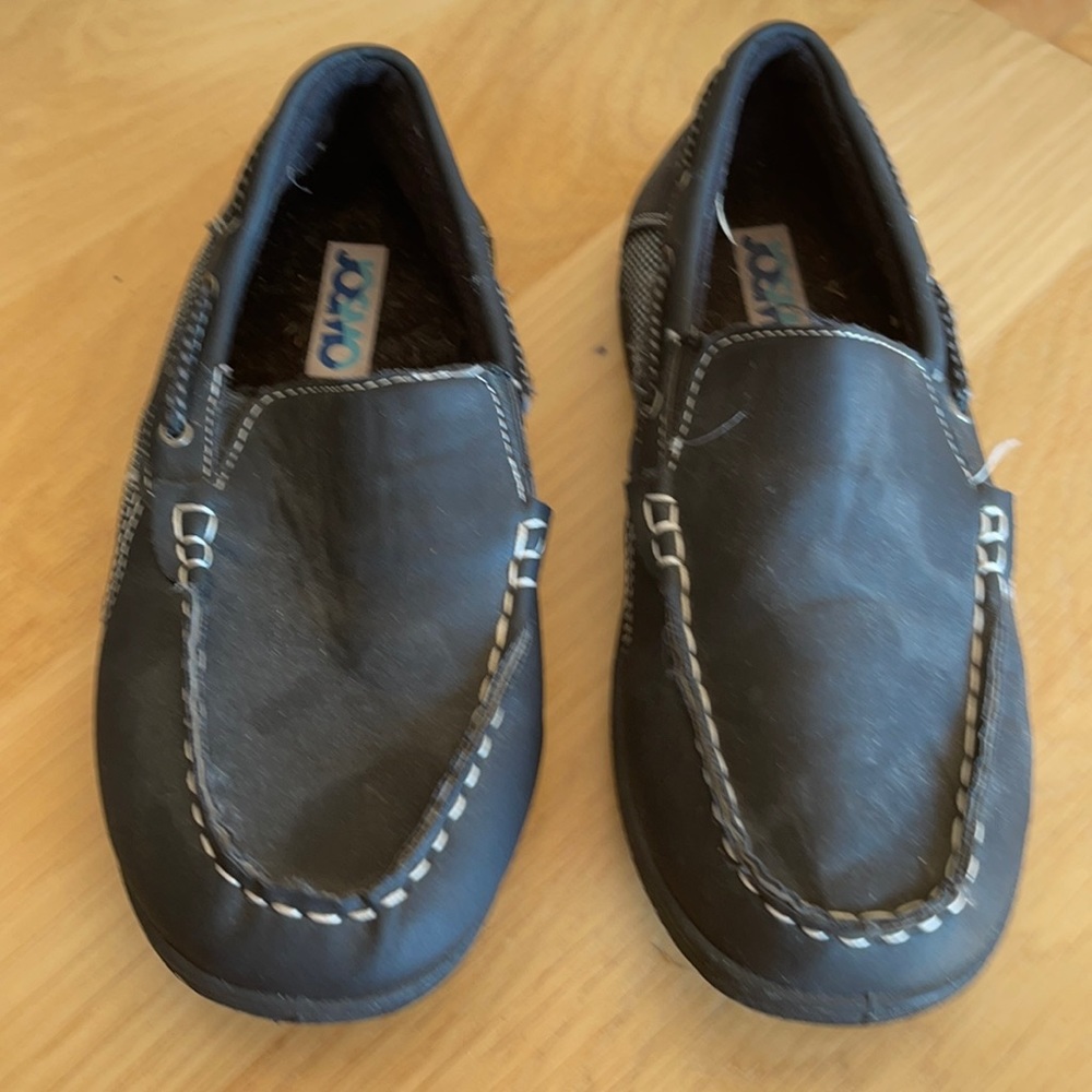 Boys casual dress shoes